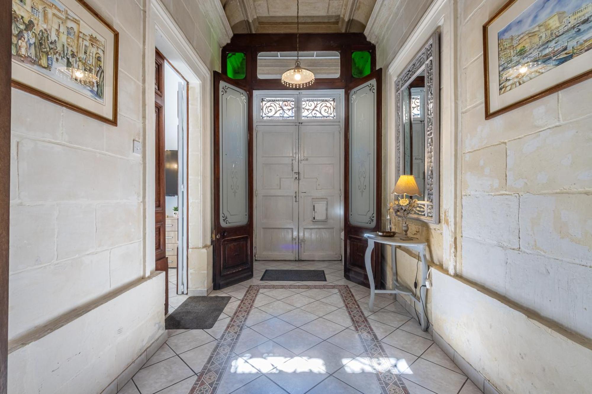 Cozy Carisma Lodging - Central, New And Independent Studio Apartment Sliema Dış mekan fotoğraf
